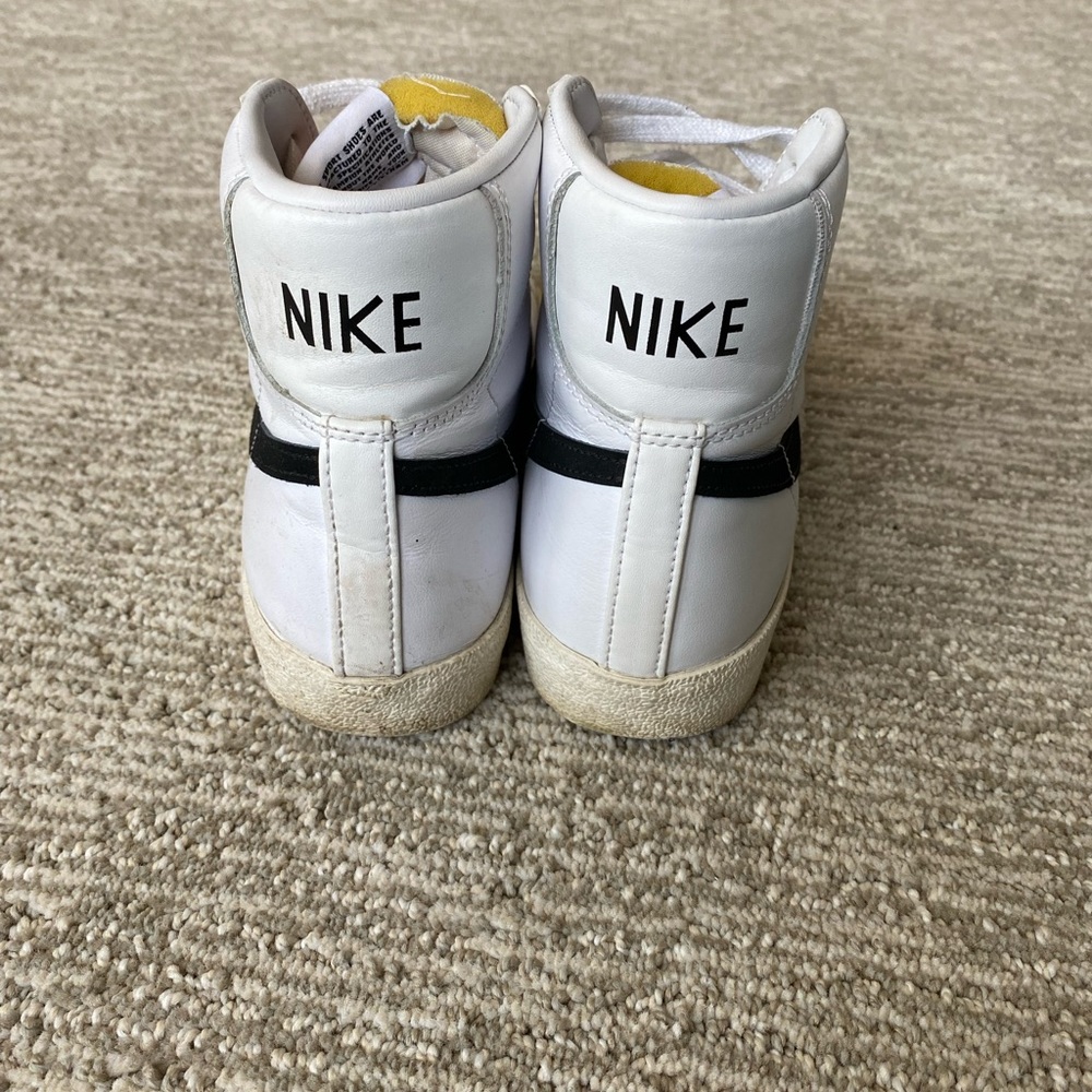 Nike White and Black High-Top Sneakers - Picture 4 of 4